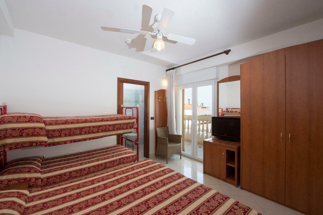 Hotel Villa Linda - Family Hotel - Nuova Costruzione Antisismica Riccione Luaran gambar